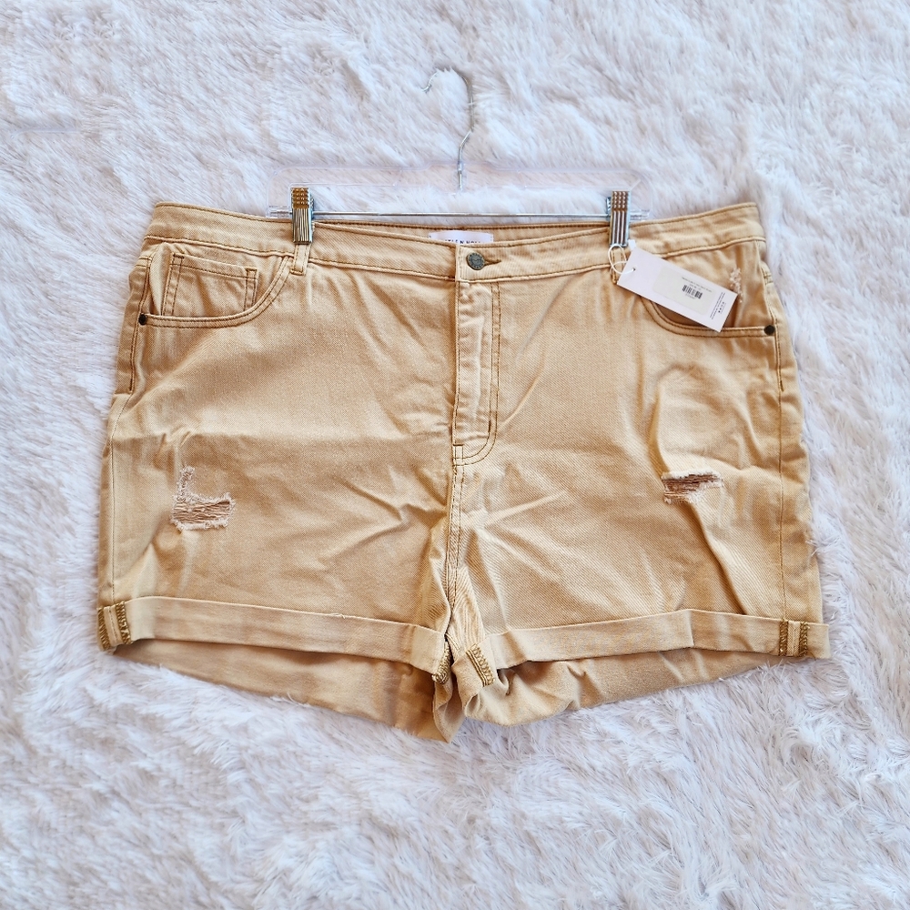 Hustle N‎ Holla Eliza Tan High Rise Denim Shorts